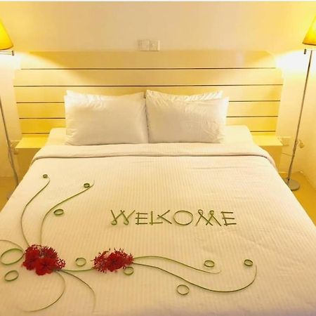 Dhigurah Retreat Beach Bagian luar foto