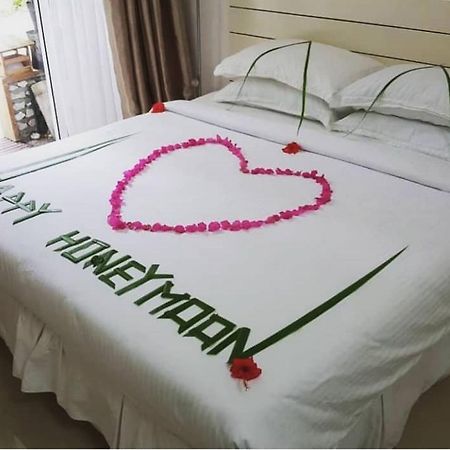 Dhigurah Retreat Beach Bagian luar foto