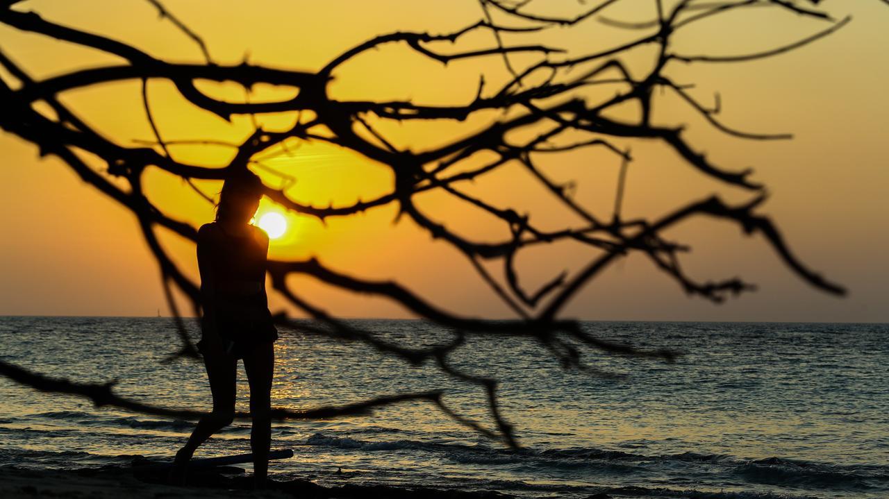 Dhigurah Retreat Beach Bagian luar foto