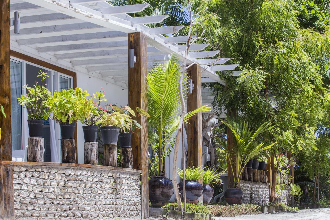 Dhigurah Retreat Beach Bagian luar foto