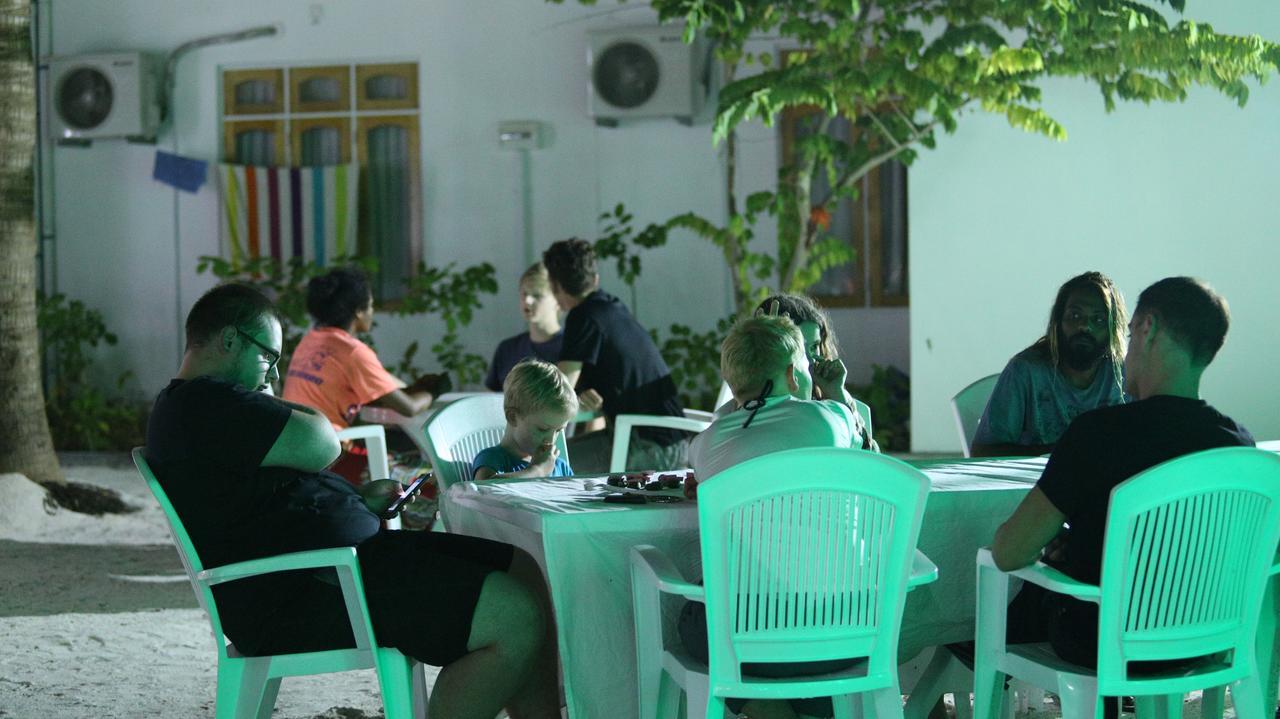 Dhigurah Retreat Beach Bagian luar foto
