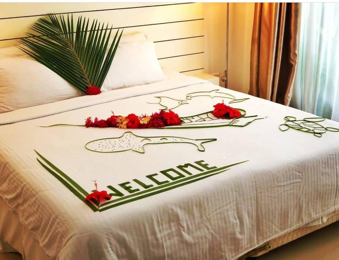 Dhigurah Retreat Beach Bagian luar foto